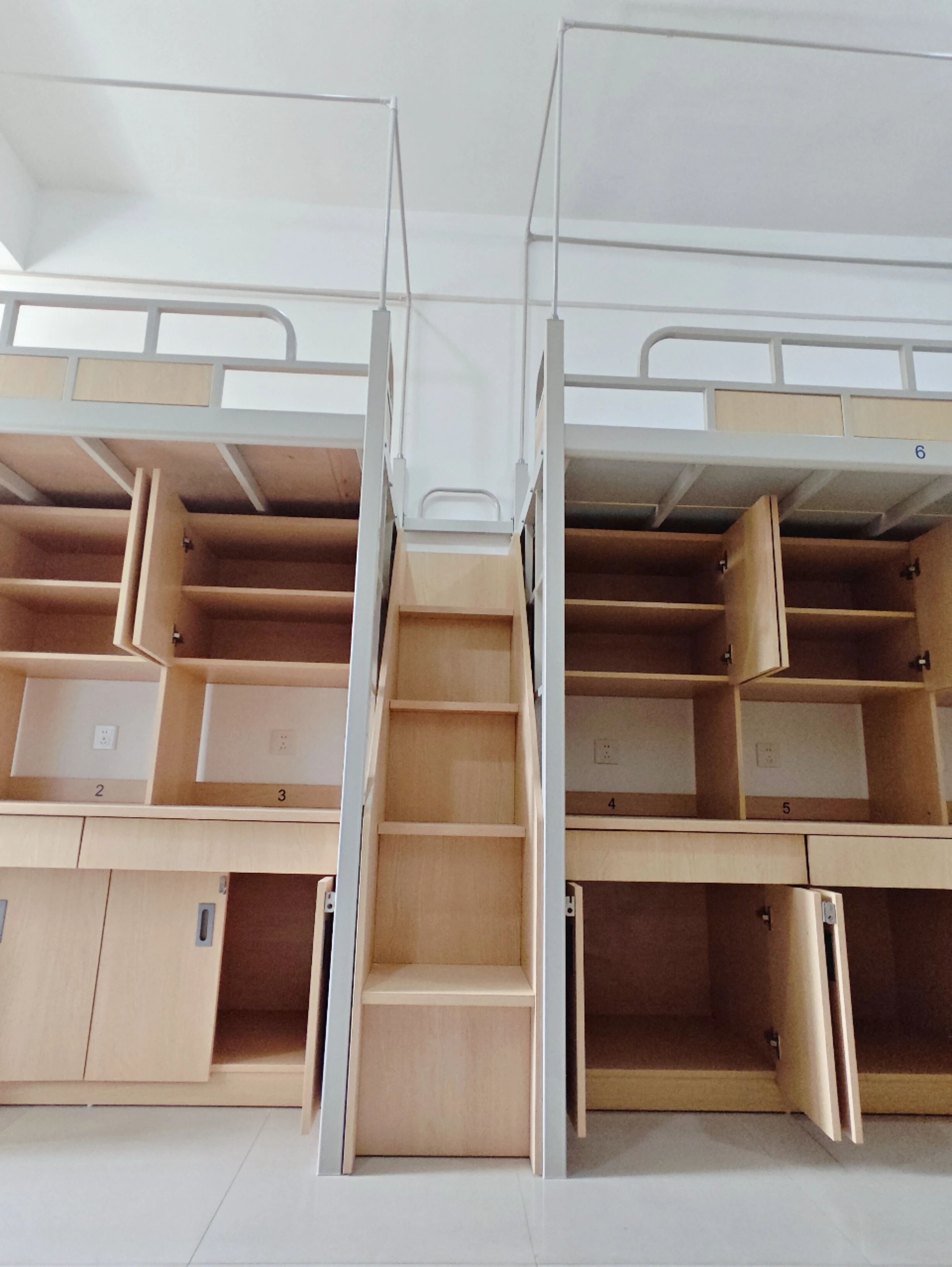 0f09ff73-802b-4eea-994f-66131ca919ee