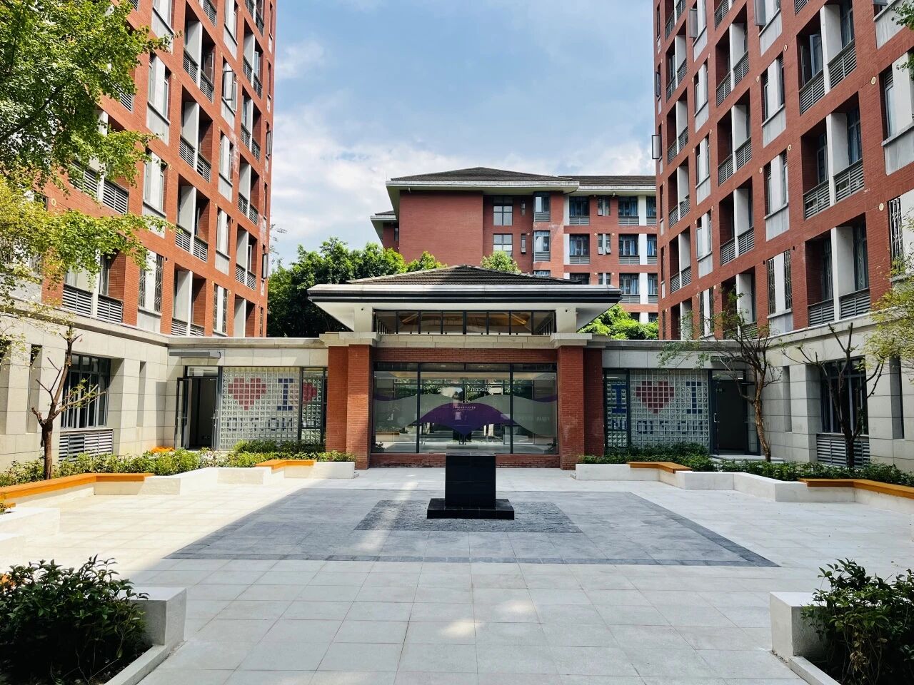 a12f08e6-639a-4af9-a4a8-0d120845e579