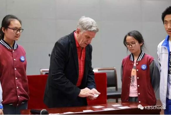 回顾|5月7日加州伯克利大学终身荣誉教授成都七中国际部讲座成功举办！