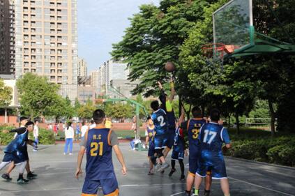 篮球联赛给你不一样的七中国高
