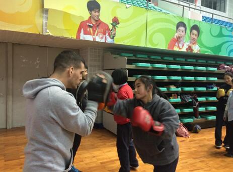 篮球联赛给你不一样的七中国高