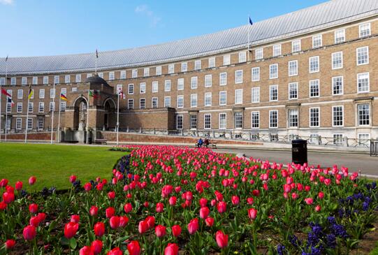 IFY成员大学有多牛？排名前一百只是起步而已！（上）