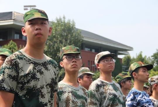 军训 一段多年后回忆起仍会带着微笑的青春时光！