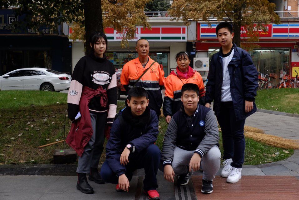 国际志愿人员日 | 辛苦了！城市的美容师！