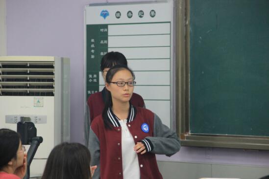 拿下全美第一的纽约视觉艺术学院插画专业Offer，这位“小魔女”是如何逆袭的？