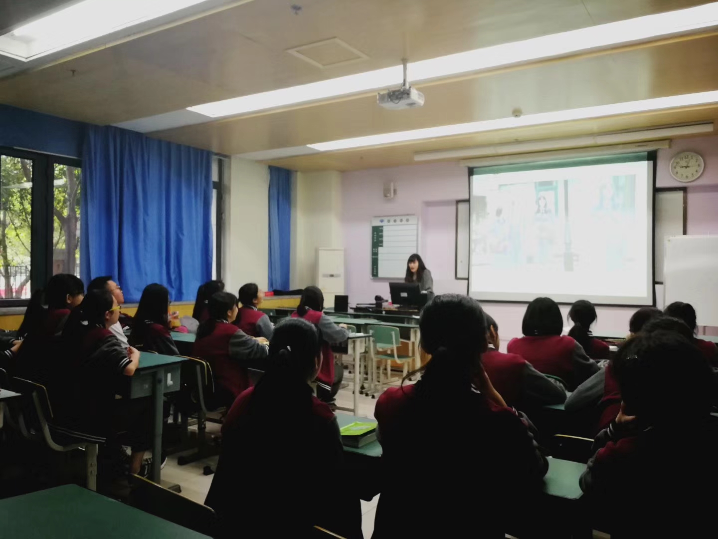 成都七中国际部 | 第一届校服设计大赛颁奖典礼即将来袭！